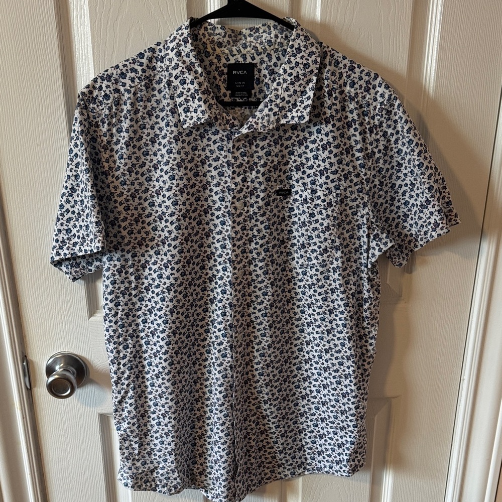 RVCA Men's White and Blue Patterned Shirt